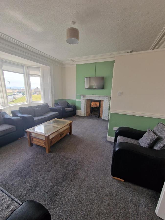 2 The Green, Exceptional Large House, Sea Views Loads Of Bathrooms Seaton Carew Exterior foto