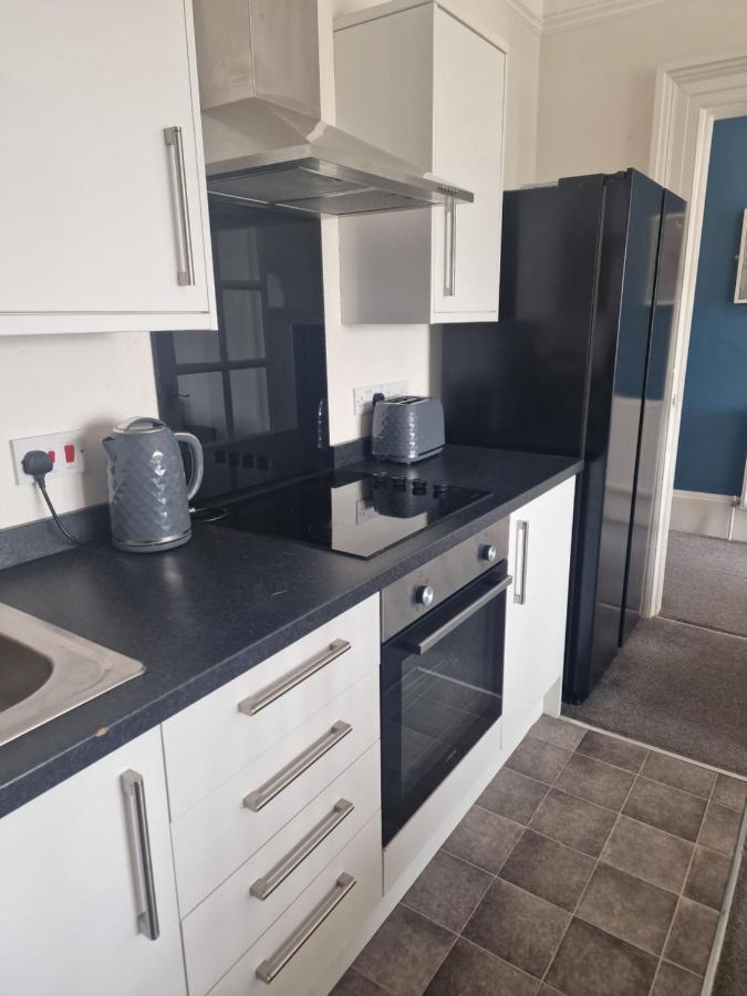 2 The Green, Exceptional Large House, Sea Views Loads Of Bathrooms Seaton Carew Exterior foto
