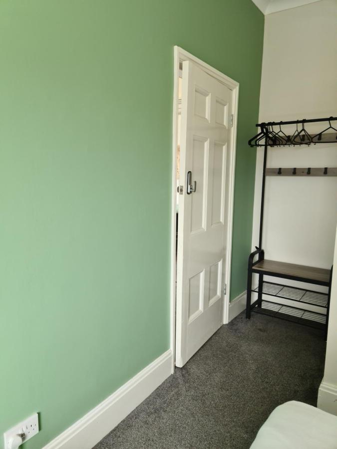 2 The Green, Exceptional Large House, Sea Views Loads Of Bathrooms Seaton Carew Exterior foto